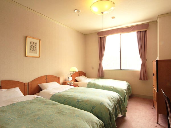 夜発バス/ゆうリゾートホテル(別館)・1泊リフト券付(利用日数選択)2